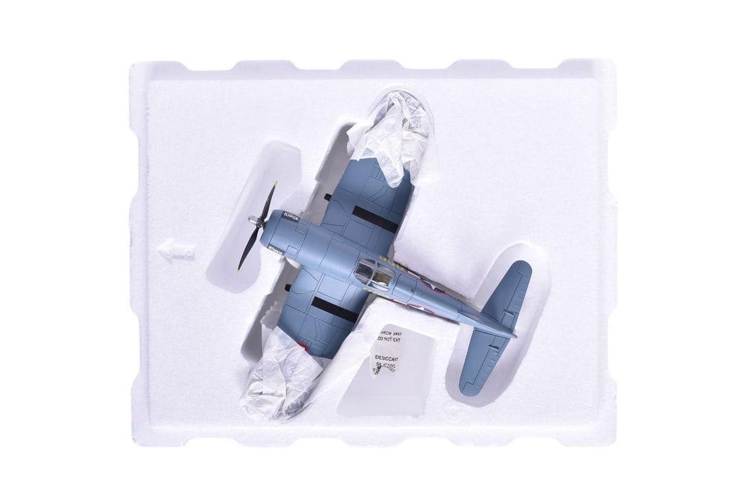 Armour Collection / Franklin Mint 1:48 US Navy F4U Corsair Diecast Plane (1 of 2)