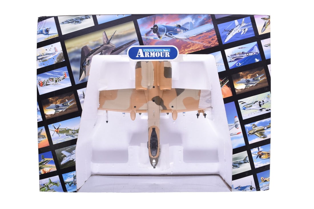 Armour Collection / Franklin Mint 1:48 A10 Warthog Diecast Plane (1 of 2)
