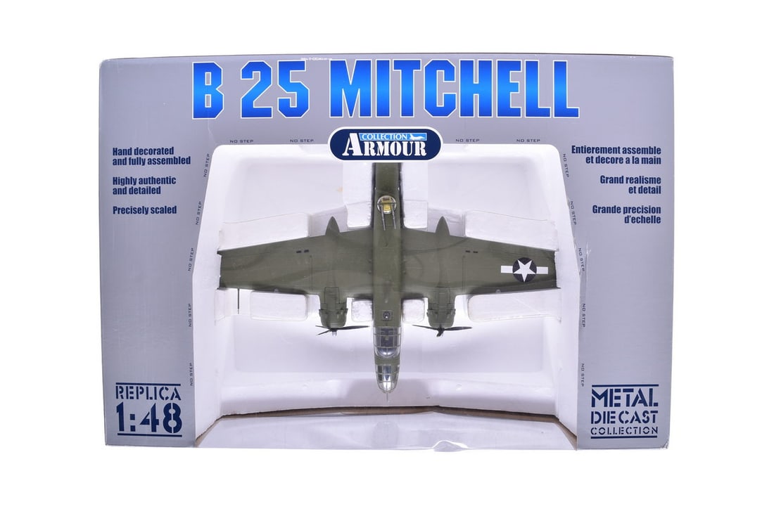 Armour Collection / Franklin Mint 1:48 USAF B25 Mitchell Diecast Plane (1 of 2)