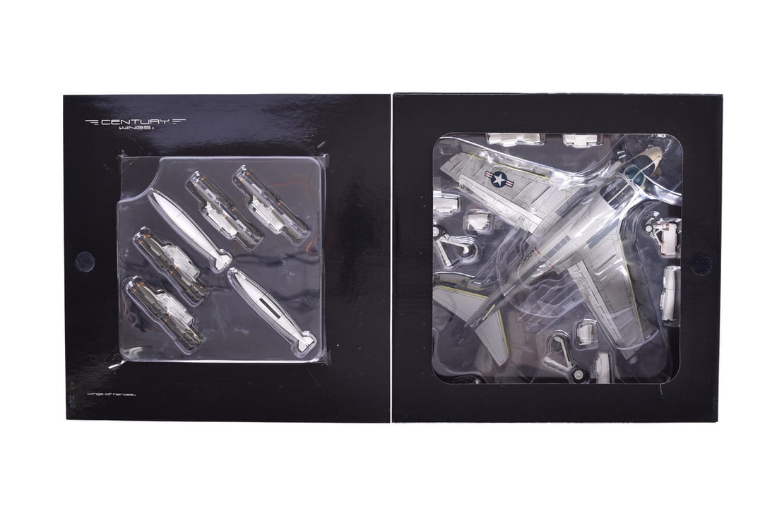 Century Wings 1:72 A-6E Intruder "Moon Lighters" USMC Diecast Jet Plane Model 588202 - NIB (1 of 2)