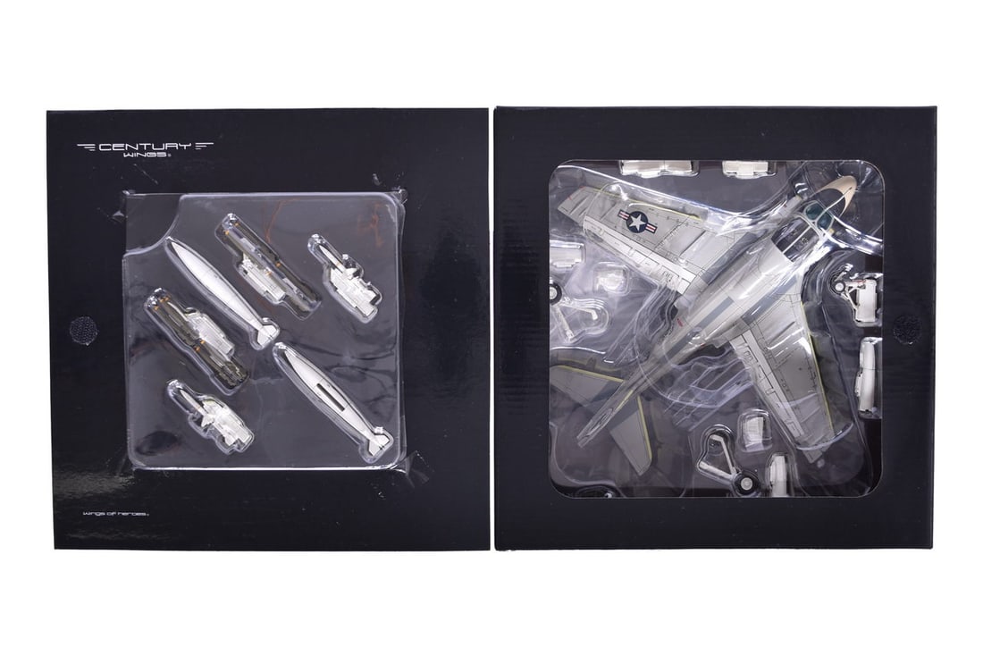 Century Wings 1:72 A-6E Intruder US Navy Black Panthers Diecast Plane 588189 - New In Box (1 of 2)