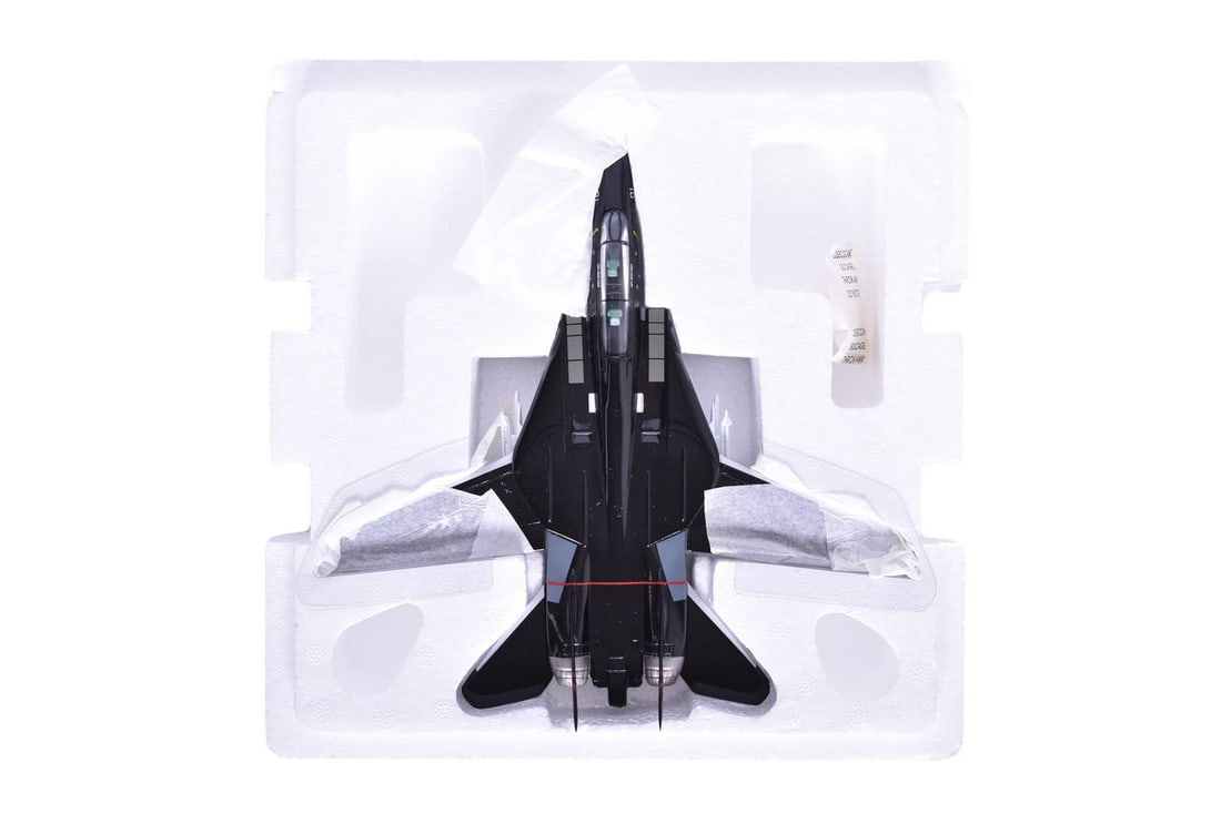 Franklin Mint Armour Collection B11B077 F-14 Tomcat "Black Bunny" Diecast US Navy Military Plane (1 of 3)