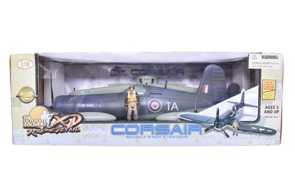 The Ultimate Soldier / 21 Century Toys 1:18 WWII F4Y-1D Corsair Model Plane