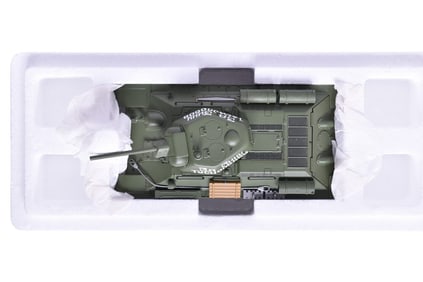Minichamps 1:35 T34/76 1943 Production Diecast WWII Russian Military Tank