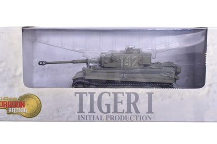 Dragon Armor 1:35 Tiger I Initial Production Tunisia 1942 Diecast WWII Military Tank