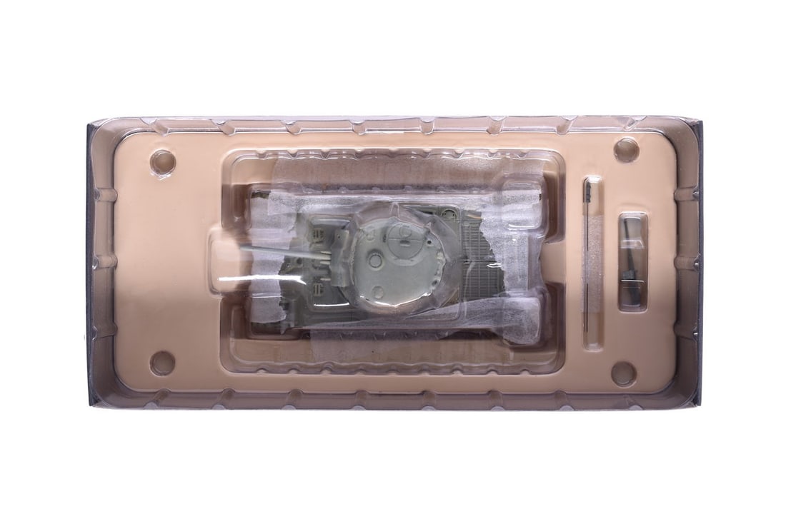 Corgi 1:50 M4A3 Sherman "China Gal" Diecast WWII USMC Military Tank (1 of 2)