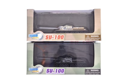 Pair of Dragon Armor 1:72 Su-100 Tank Destroyer Diecast WWII Hungary Military Tanks