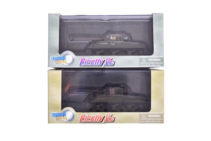 Pair of Dragon Armor 1:72 Firefly Vc Diecast WWII Military Tanks