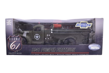 ERTL Highway 61 1:16 U.S. Army 1941 Chevy Pumper Firetruck Diecast Model #50187