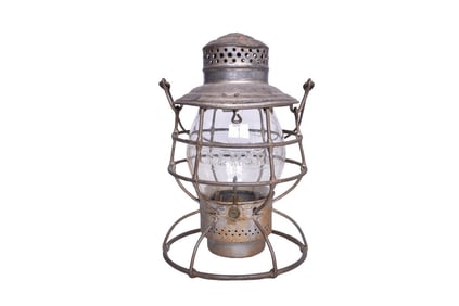 Adams & Westlake "The Adams" Lake Shore & Michigan Southern Railway Railroad Lantern W/ Cast Globe