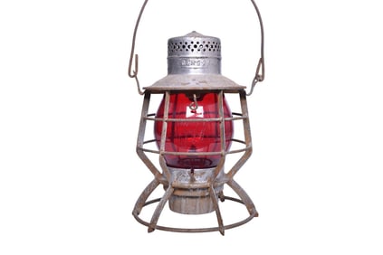 Dressel Delaware and Hudson Railroad Lantern w/ Red Cast D&H Globe