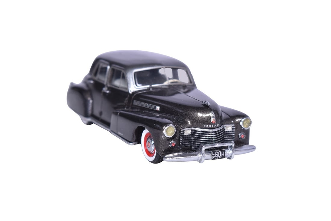 Victory Models 1941 Cadillac Sixty Special (1 of 3)