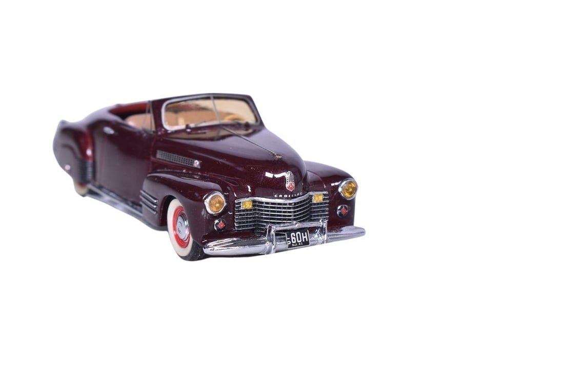 Victory Models 1941 Cadillac Series 62 (1 of 3)
