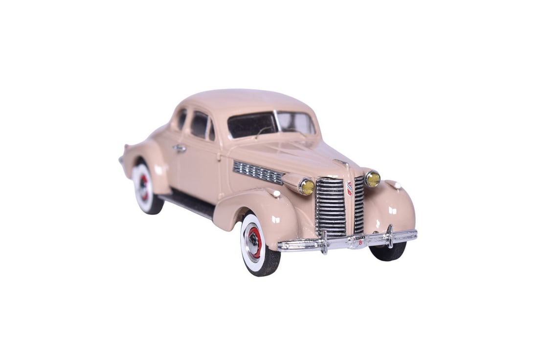 Victory Models La Familia 1938 Buick Coupe (1 of 3)
