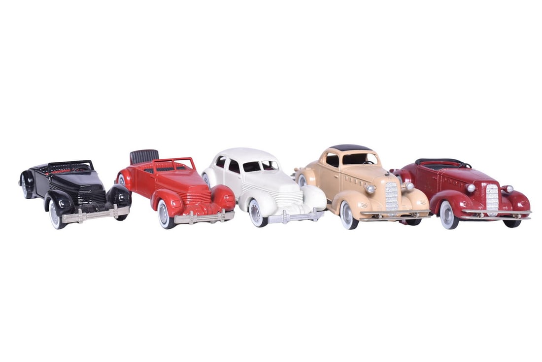 Five Nostalgic Miniatures Car Models - 1936 Cord 810-812 and 1934 La Salle (1 of 5)
