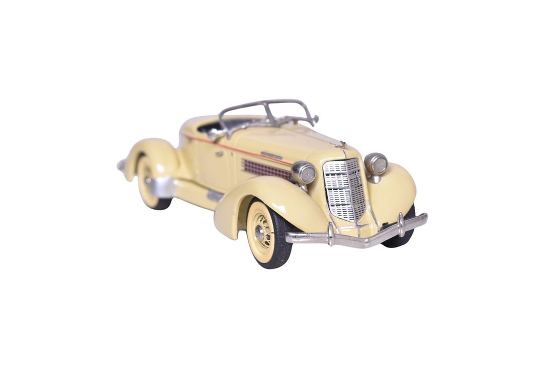 Mini Marque 1935 Auburn Boatttail Speedster Supercharged (1 of 3)