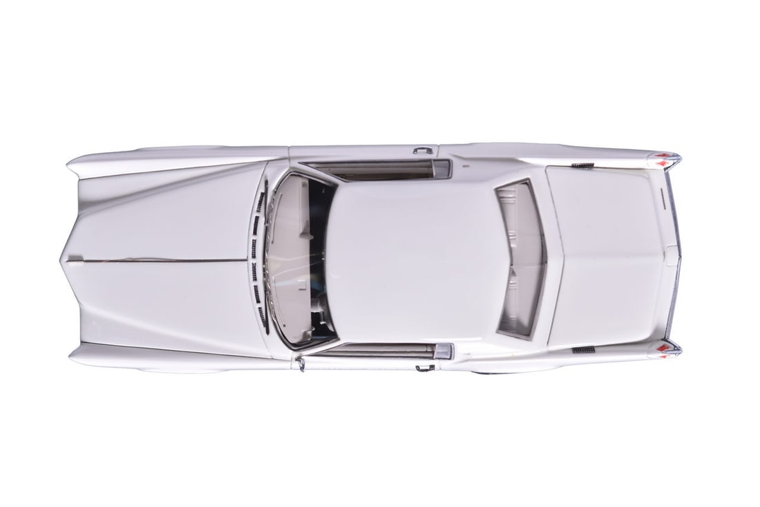 NEO Scale Models Cadillac Eldorado - 3