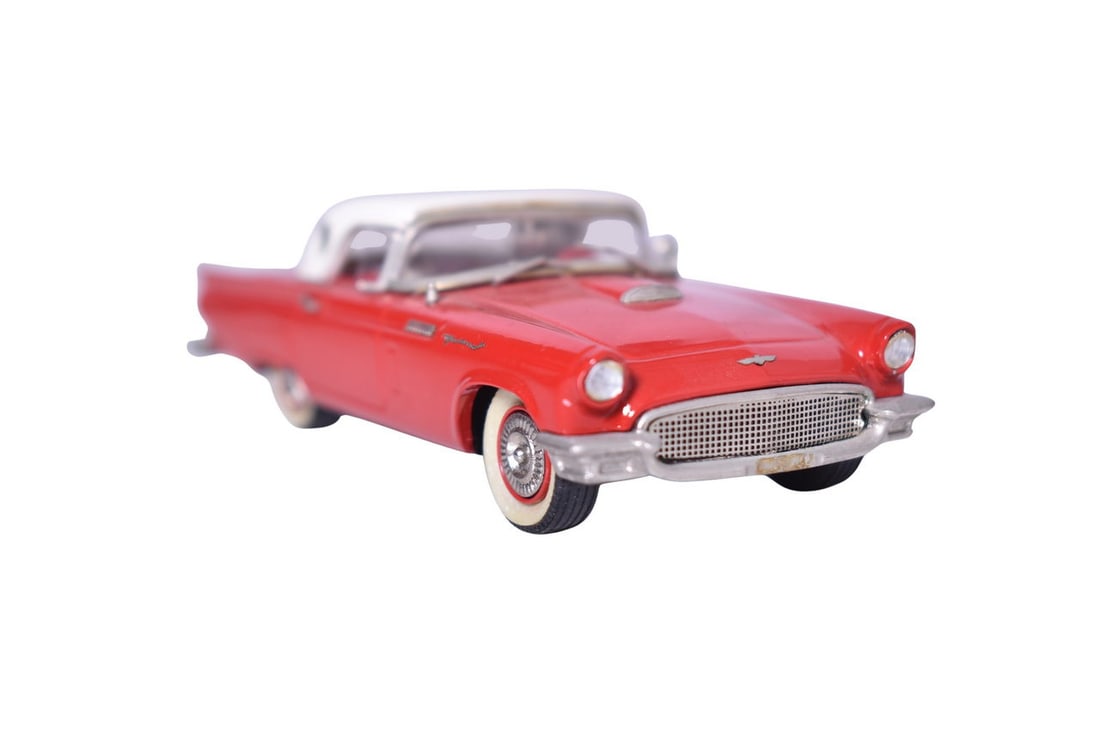 Conquest Models Nr. 16 1957 Ford Thunderbird (1 of 3)