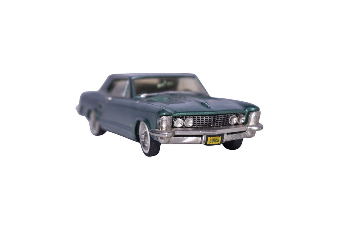 Mini Marque 1960s Buick Riviera (1 of 3)