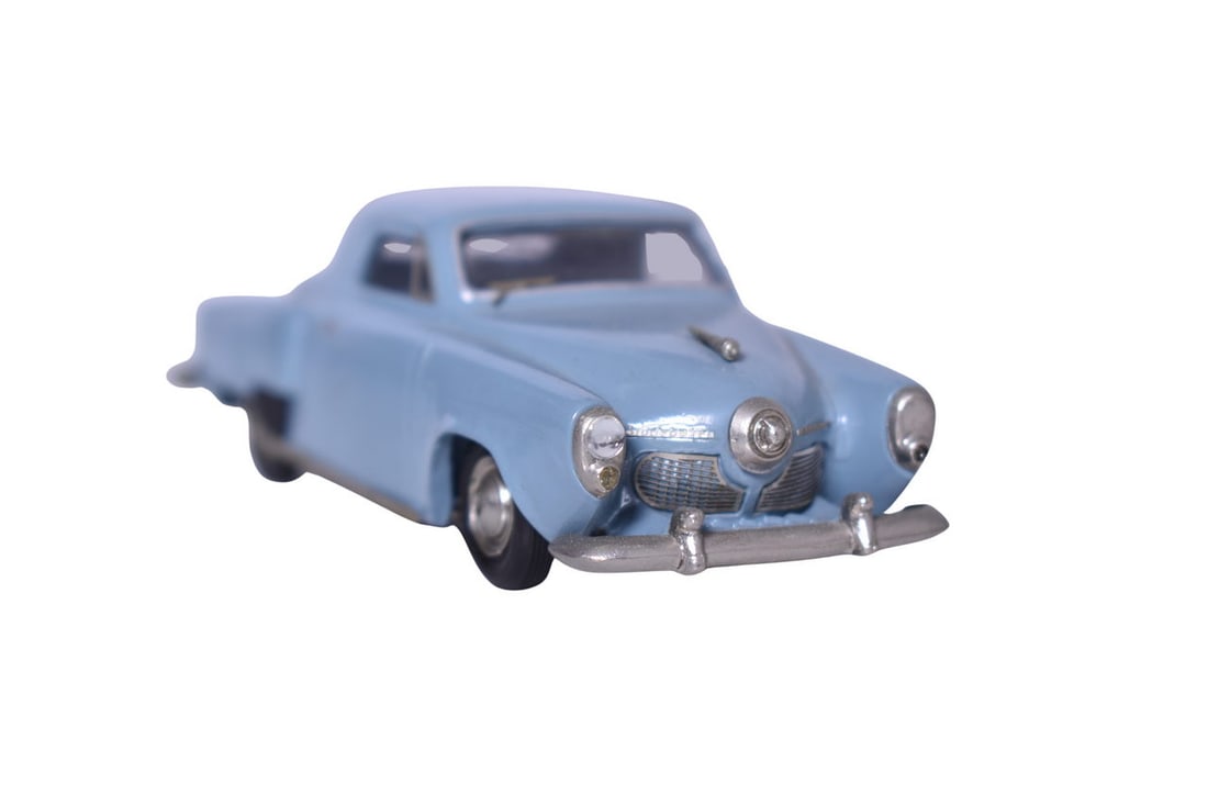 1951 Studebaker Provence Moulage Resin 1:43 Model (1 of 3)