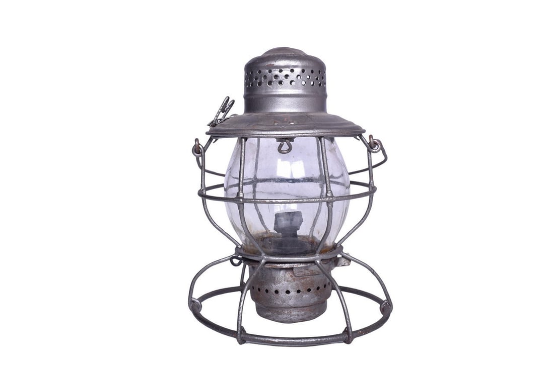 Handlan Frisco Railroad Lantern: Handlan lantern with Frisco embossed on the shoulder. Latest patent date found on the bottom of the lantern appears to be 1912. Lantern has several small dents in the chimney top and on the bottom as