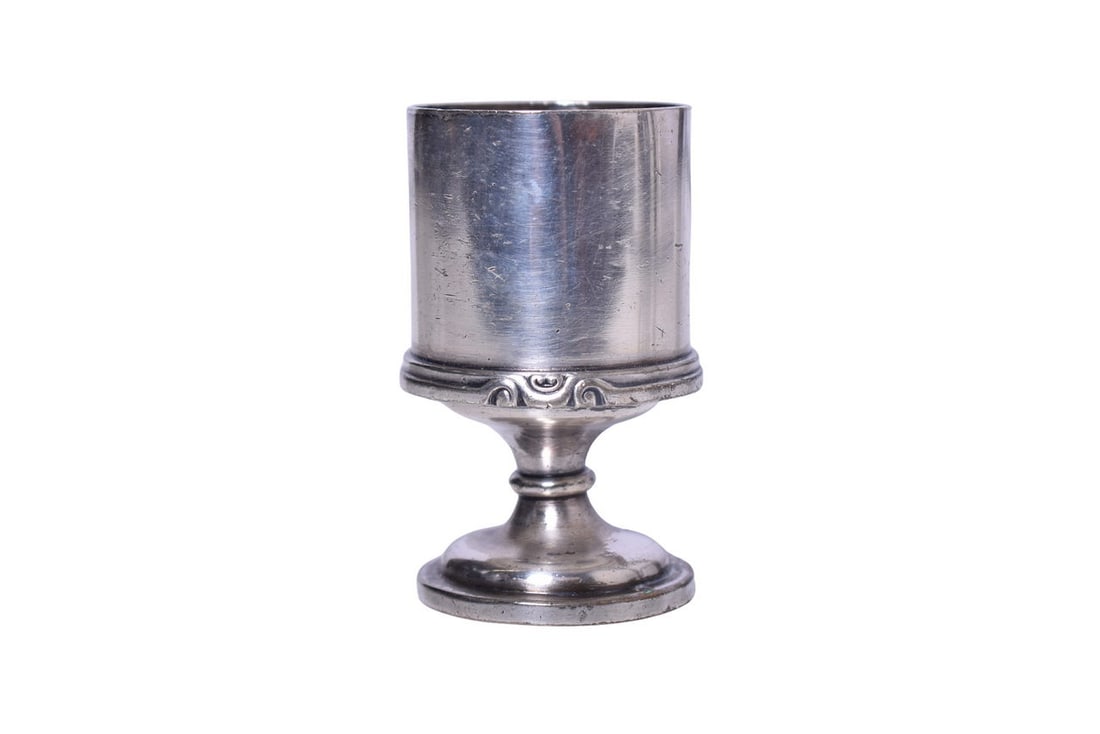 R. Wallace Missouri Pacific Railroad Silver Pedestal Toothpick Holder: A silver pedestal toothpick holder for the Missouri Pacific Railroad, top marked on the inside R. Wallace 0353 Missouri Pacific. Measures 3 1/16" tall by 1 3/4" diameter and shows standard signs of us