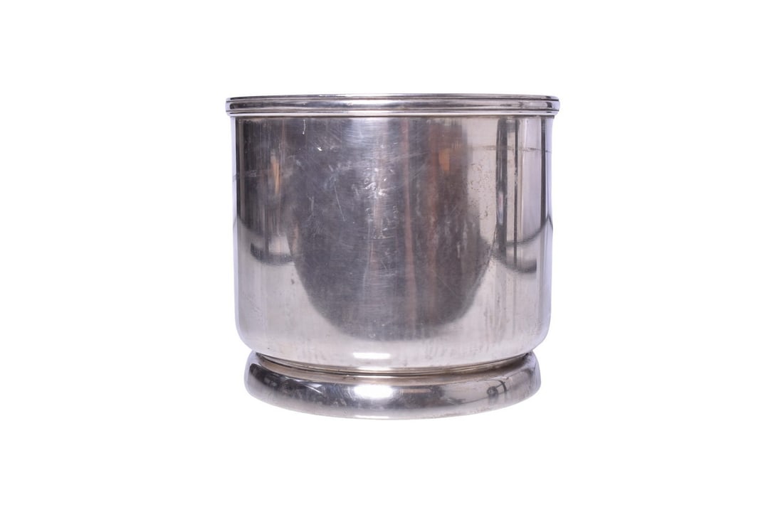 Chicago and North Western Railway International Silver Ice Bucket 80 Oz.: A dining car champagne bucket or ice bowl, bottom stamped C&NWRy in cursive International Silver Co. 05073 80 oz dated 1947. Measures 6" tall by 6 3/4" diameter. Exterior shows mild use with some scra