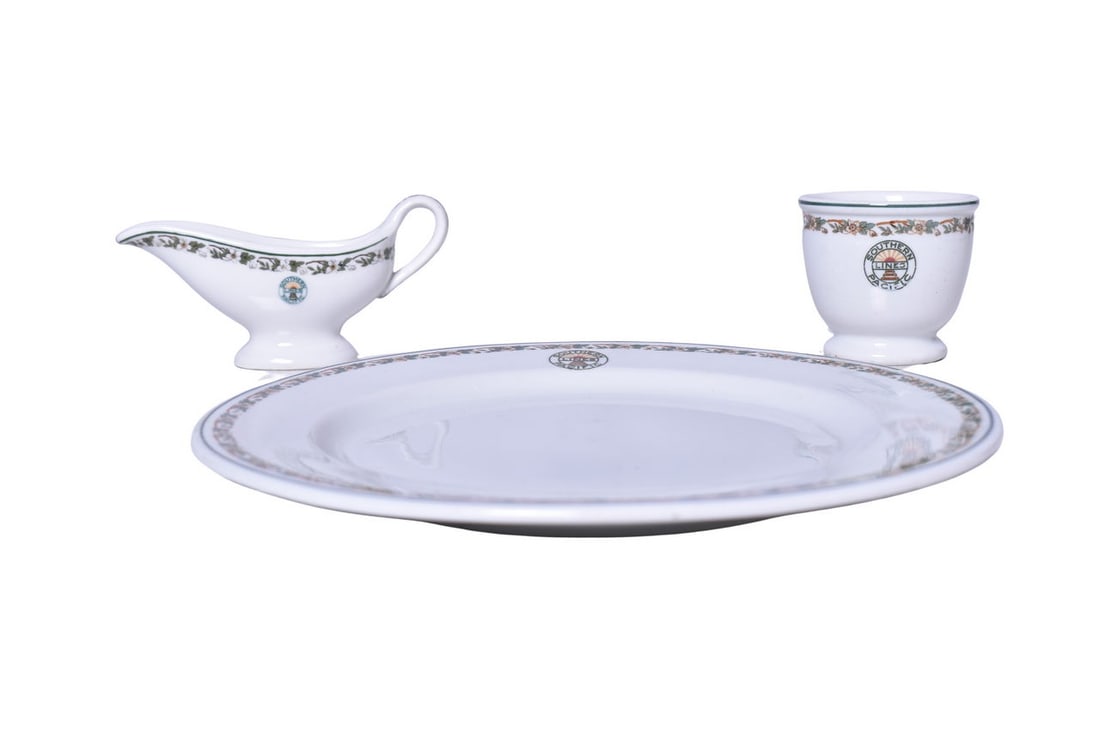 Three Pieces of Southern Pacific Railroad Buffalo China Sunset Double Egg Cup, Gravy Boat, and (1 of 5)