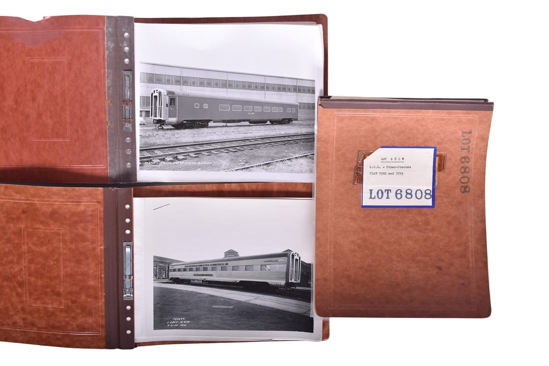 92 Atlantic Coast Line Railroad Edisto Island, Northampton County Car Photos from Pullman Archives: A mixed group of 92 photos showing the Edisto Island and Northampton County cars, among others for Atlantic Coast Line from 1950. There are three albums in this group. The equipment in the albums is c