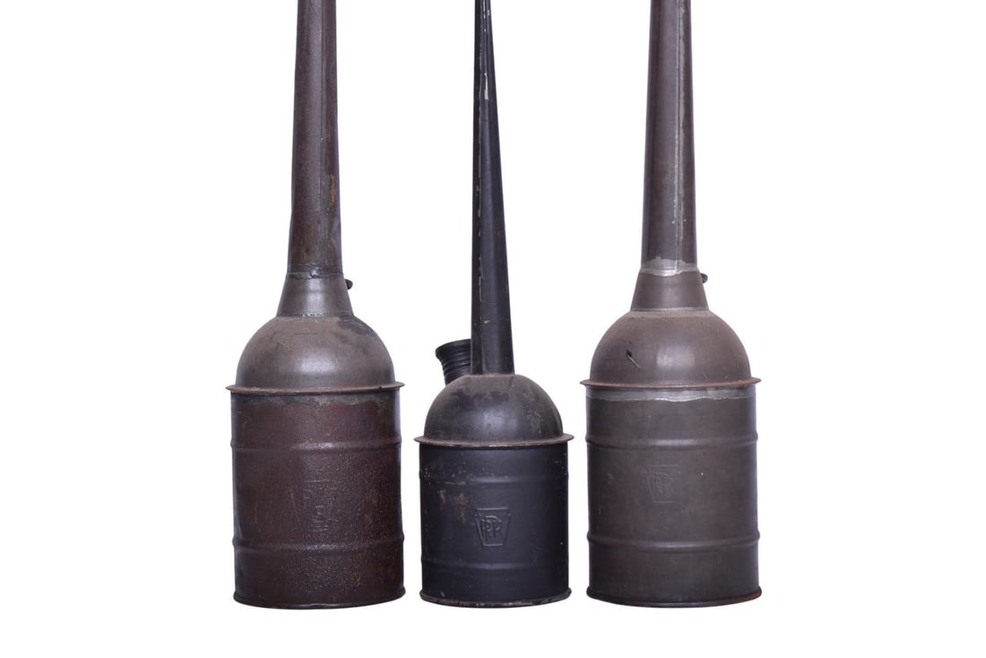 Trio of Pennsylvania Tall Oil Cans / Oilers (1 of 5)