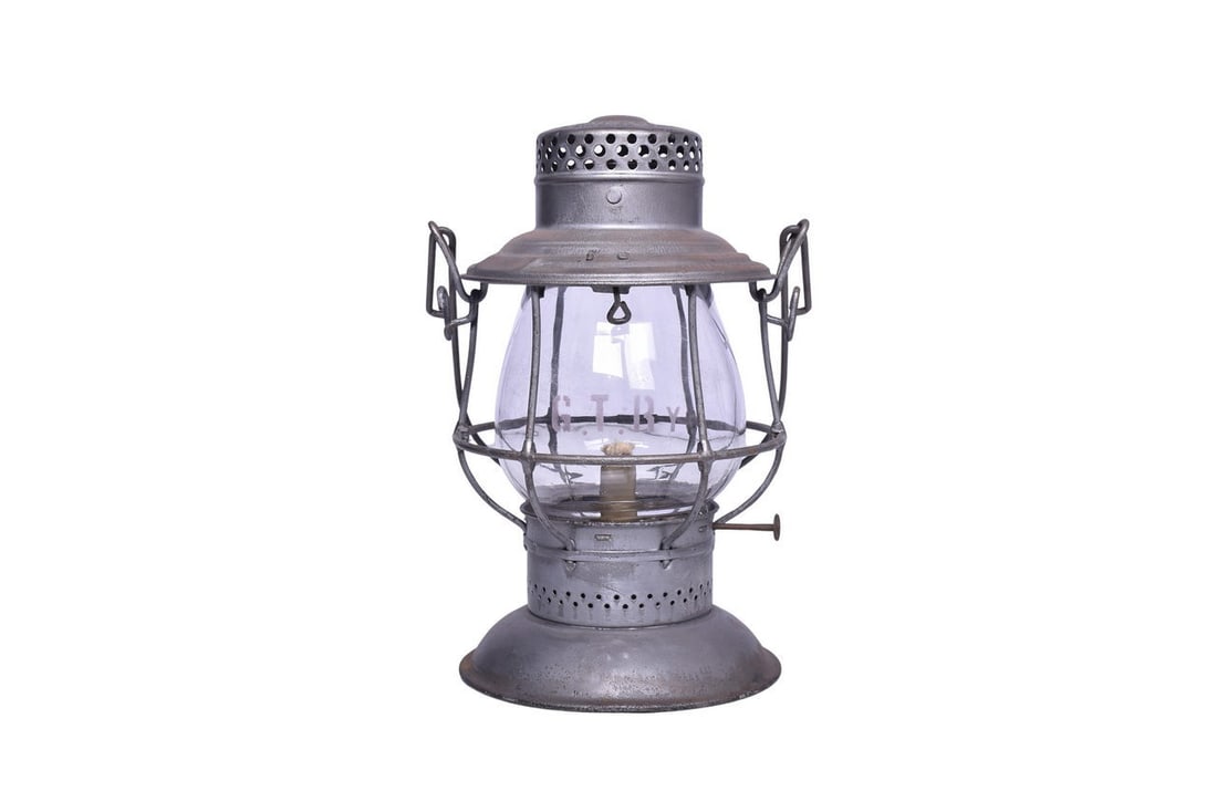 Adlake Reliable Grand Trunk Railway Bell Bottom Railroad Lantern (1 of 5)