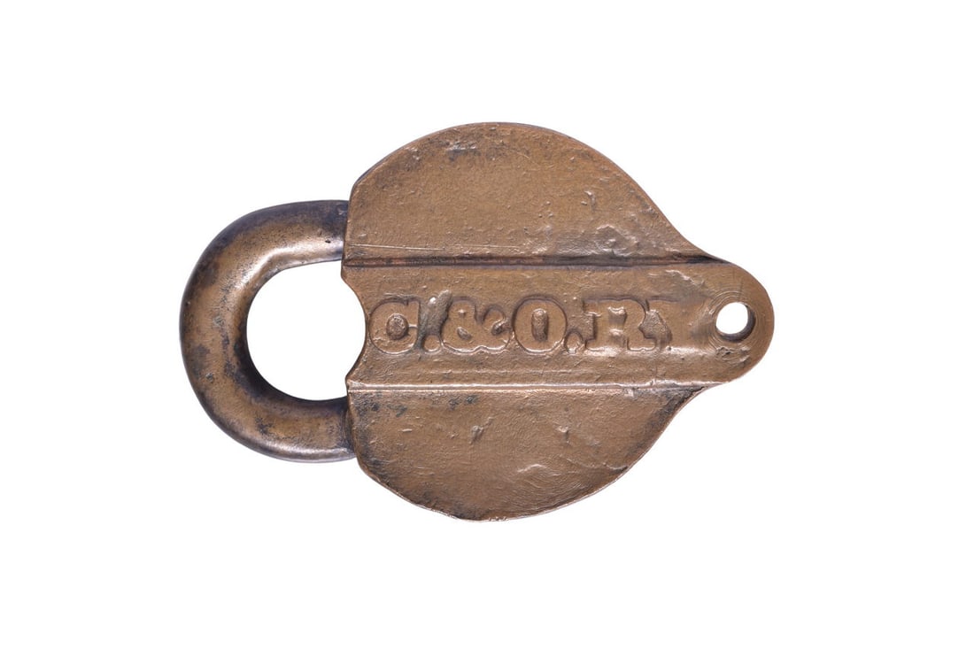 Chesapeake and Ohio Railroad Slaymaker Brass Heart Shaped Switch Lock (1 of 2)