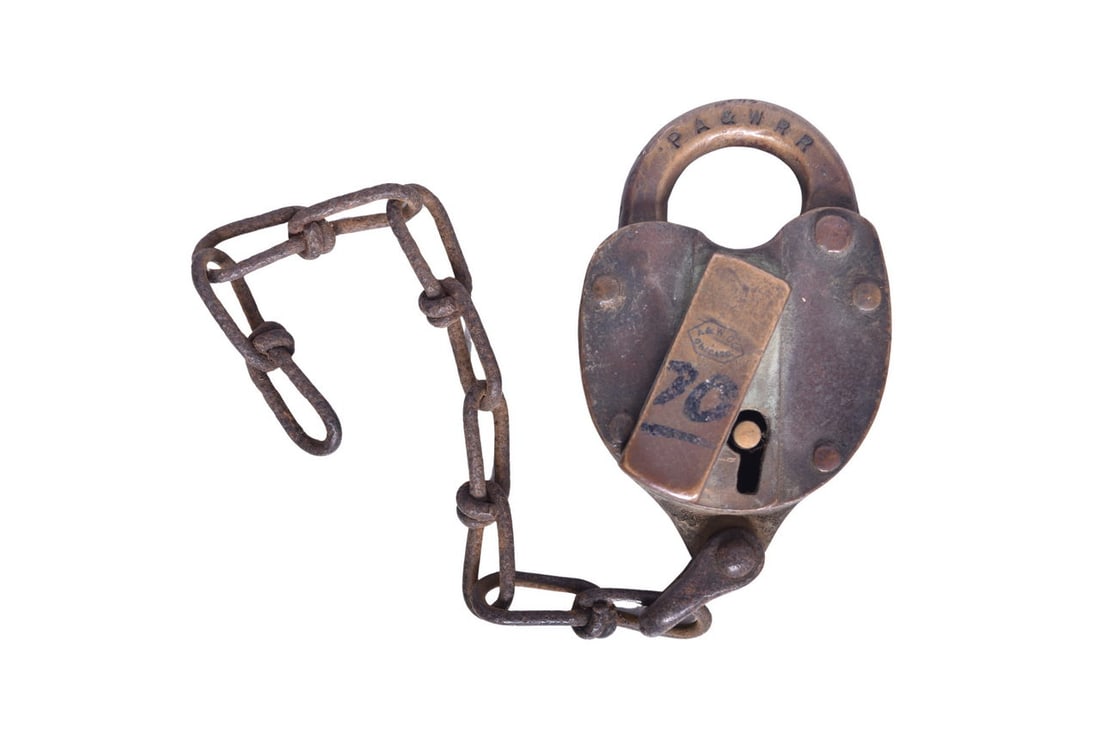 Pittsburgh Akron & Western Railroad A&W Brass Heart Shaped Lock (1 of 2)