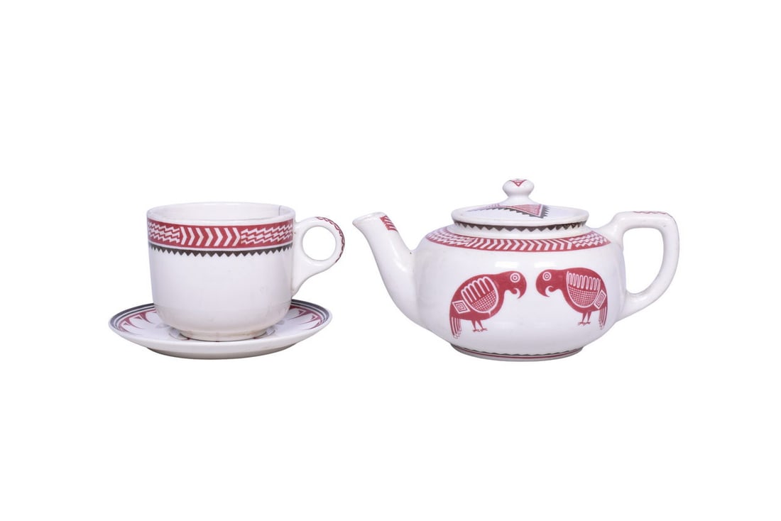 3 Pieces of Atchison, Topeka, and Santa Fe Dining Car China - Mimbreno Teapot, Coffee Mug, Saucer: This collection of Mimbreno pattern Dining Car China includes: 3 1/2" teapot bottom marked "Made Expressly for Santa Fe Dining Car Service" and Syracuse 97-A. Teapot shows light signs of wear, discolo