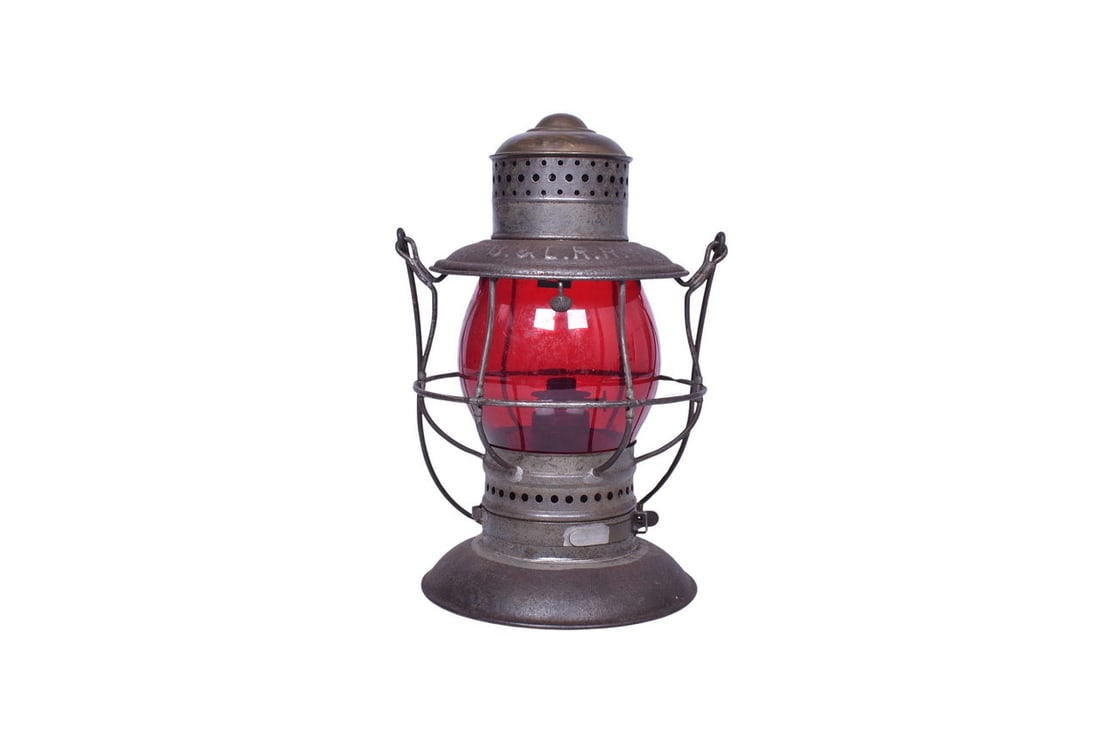 Brass Top Bell Bottom Baltimore & Lehigh Railroad Lantern (1 of 4)
