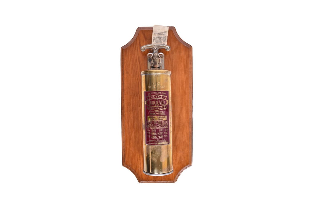 Union Pacific Railroad Brass General Quick Aid Fire Guard Fire Extinguiser (1 of 4)