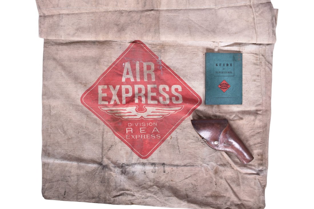 Railway Express Agency Mail Bag, Supervisor's Guide, and Gun Holster (1 of 4)