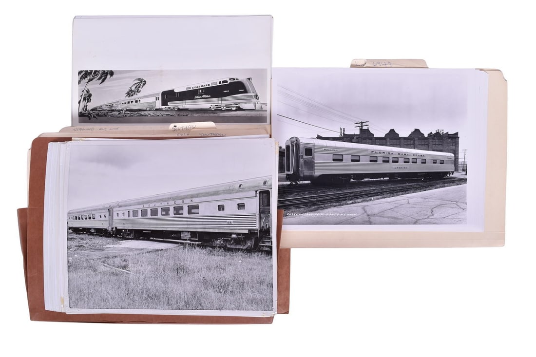 235 Southern Railroad, Seaboard Lounge, Sleeper, and Coach Photos from Pullman Archives (1 of 3)