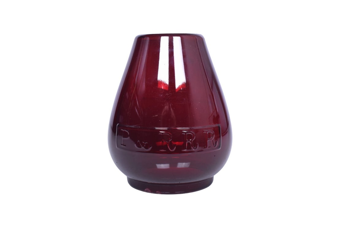 Philadelphia and Reading Railroad Flashed Red Cast Extended Base Lantern Globe (1 of 5)