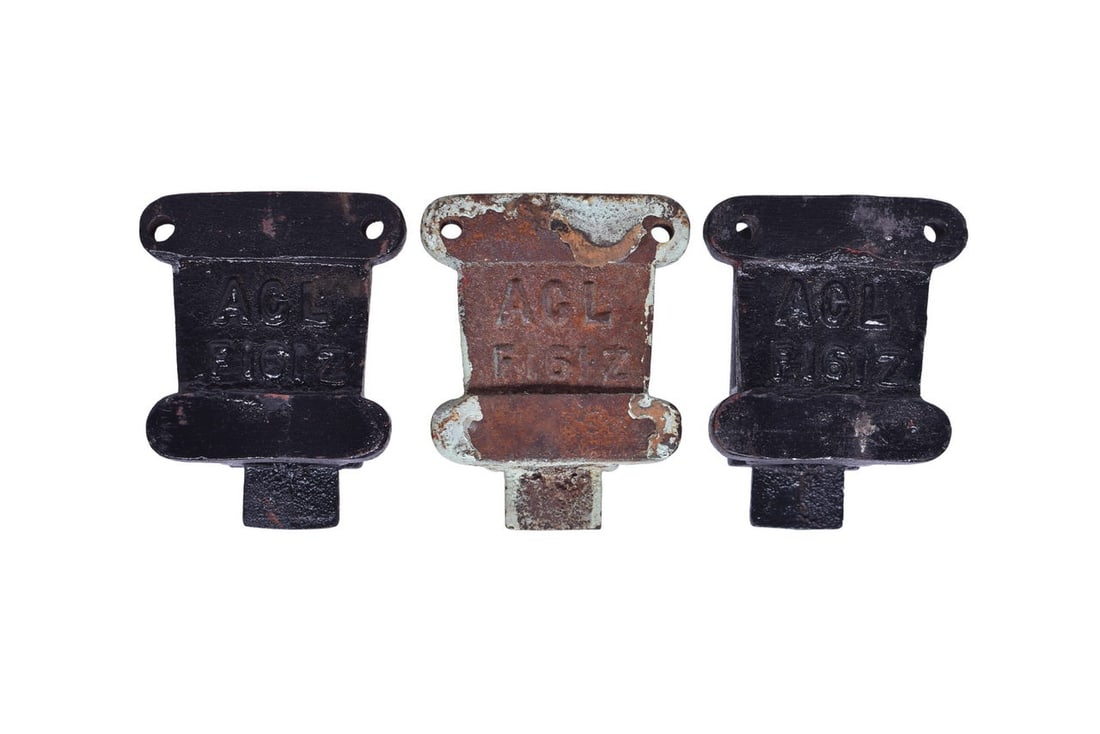 Trio of Cast Iron Railroad Marker Lamp / Flag Holder Brackets - Atlantic Coast Line (1 of 4)