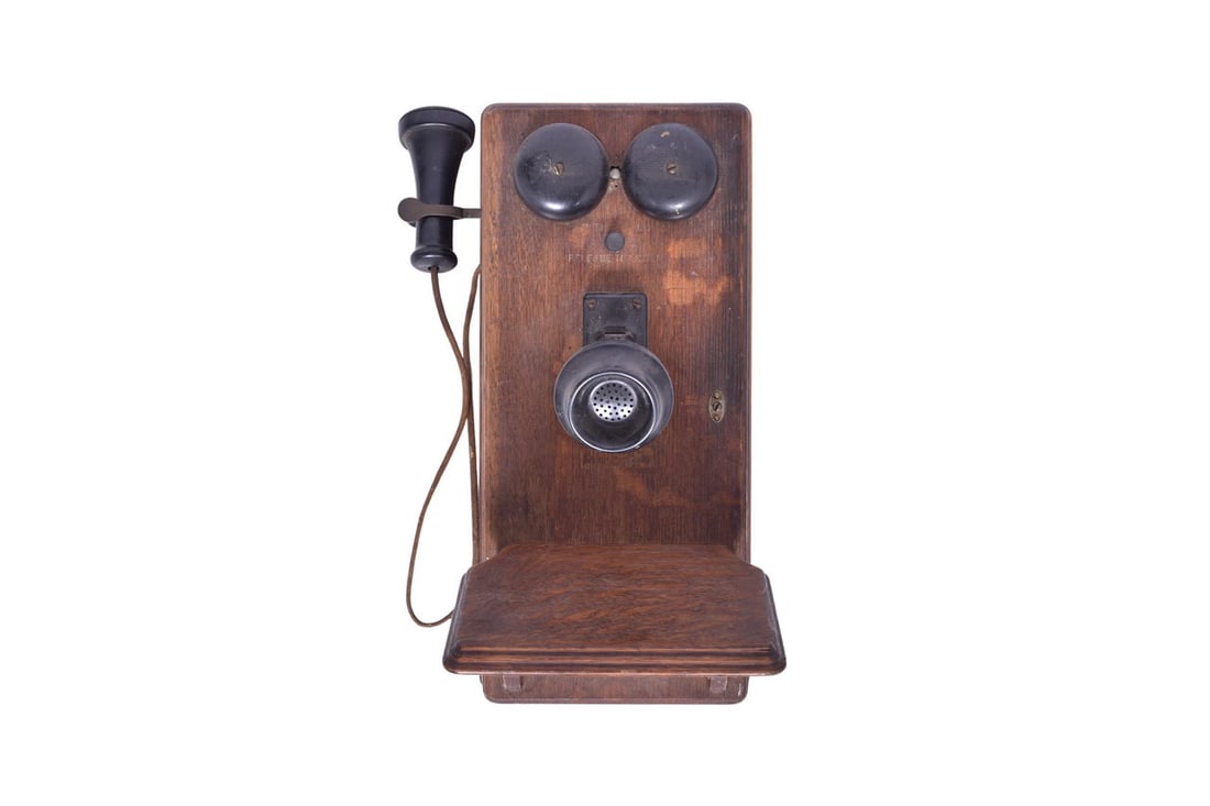 Western Electric Wall Hanging Crank Telephone (1 of 7)