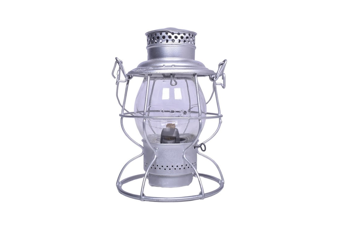 Restored Adlake Reliable Southern Pacific Railroad Lantern (1 of 6)