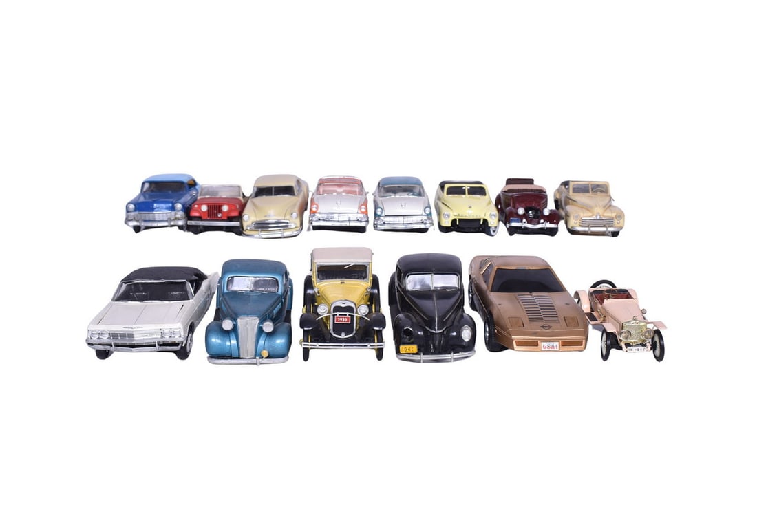 Mystery / Unmarked cars: two Ford Fairlanes, a Jeep Roadster, two unclear Chevrolets, a 1965 (1 of 4)