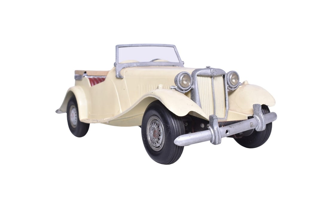 Doepke Model Toys pressed steel 1950s MG model. No original packaging. Car's steering mechanism (1 of 3)