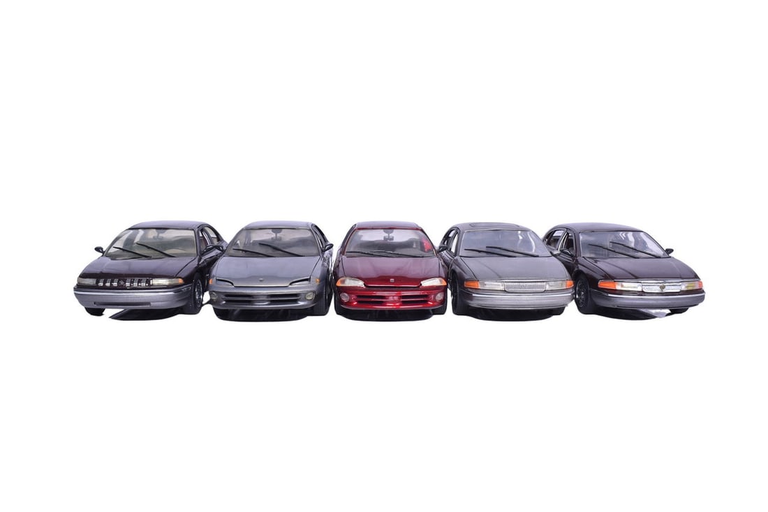 Five 1:24 scale car models by Brookfield Collectors Guild. Cars included are two 1993 Dodge (1 of 5)