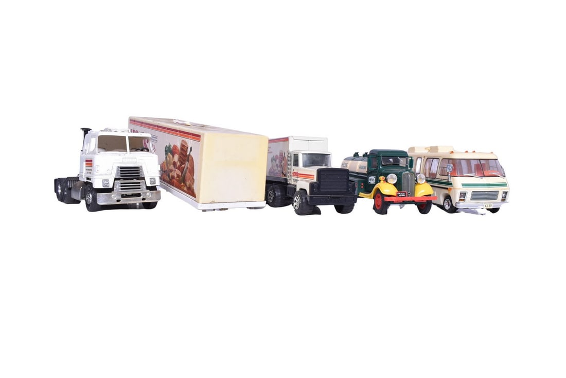 Four larger scale model trucks, two trucks, a training personnel van and a tanker by Amerada Hess (1 of 5)