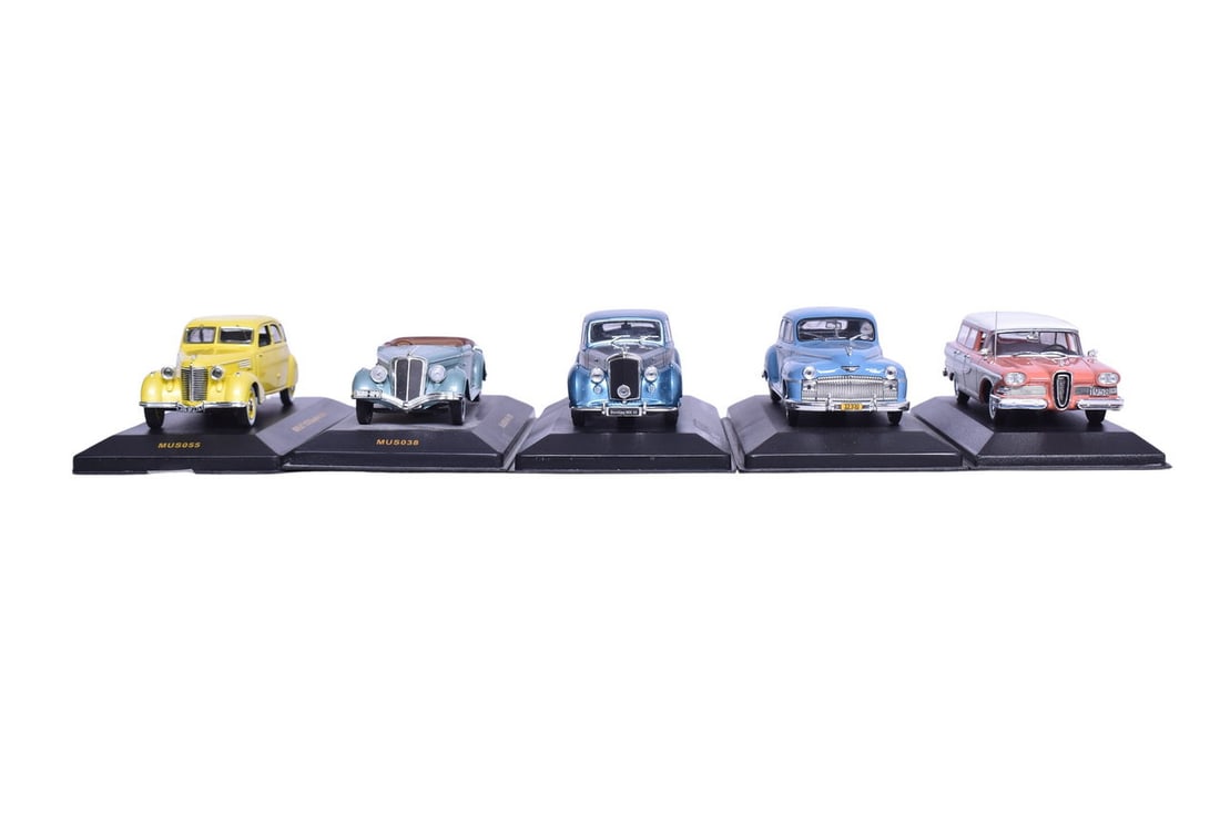 Five 1:43 scale model cars. IXO models are 1938 Salmson S4E and 1939 Berliet 11CV Dauphine.: Five 1:43 scale model cars. IXO models are 1938 Salmson S4E and 1939 Berliet 11CV Dauphine. Whitebox models are 1950 Bentley and Desoto 4-door Sedan. Minichamps model is 1958 Edsel Bermuda. All come w