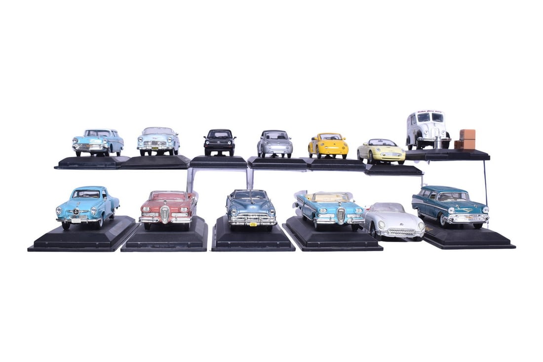 Thirteen models: six Road Signature, one Sun Star, two Maisto, one Road Champs, and three Detail (1 of 4)