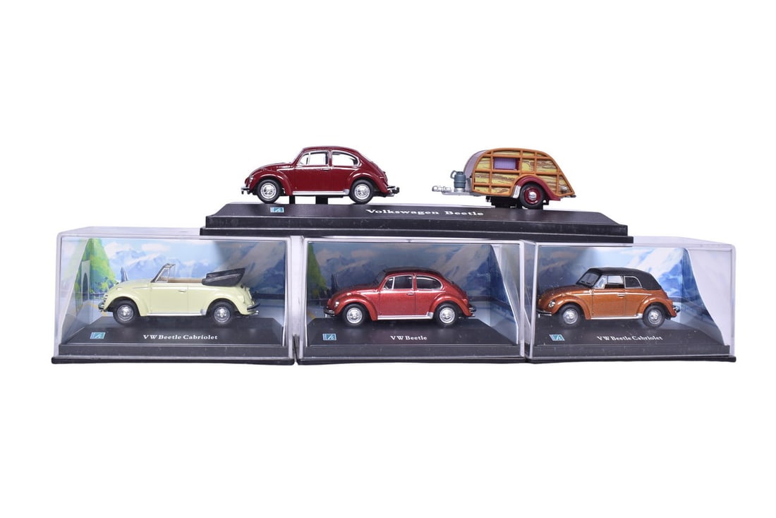 Four Hongwell 1:87 die cast VW / Volkswagen cars including Beetle Cabriolet, Beetle with travel (1 of 4)