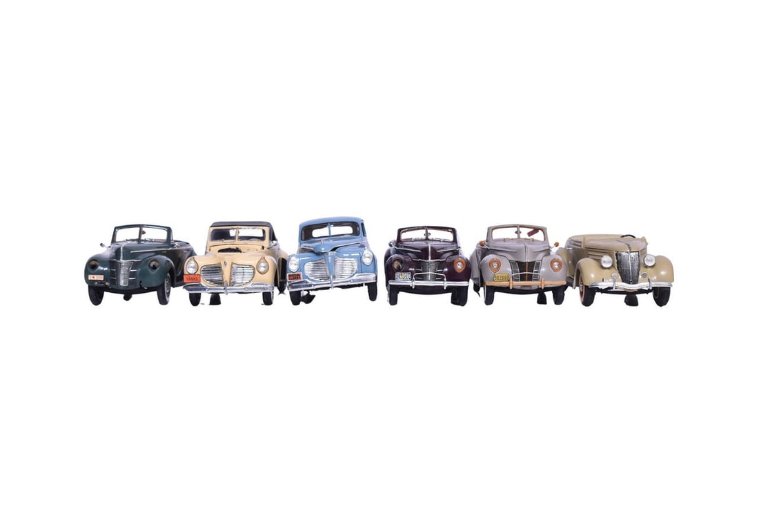 Group of five plastic models, three are 1940s Ford Deluxe which were built and detailed by Steve (1 of 5)